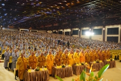 6.500 Phật tử Đạo tràng Pháp Hoa miền Bắc dự khóa tu tại chùa Bái Đính 